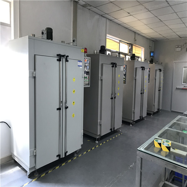 电热鼓风干燥箱外形图